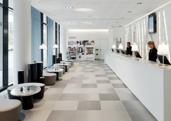 Lobby_reception_scandicBerlin